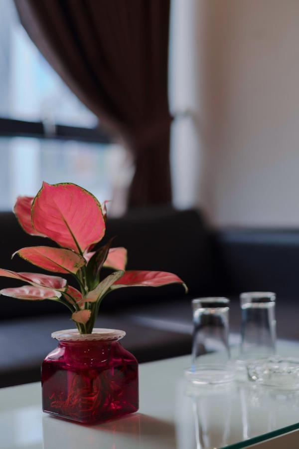 Blue Diamond Apartment Hotel Hanoi Buitenkant foto